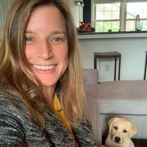 Meet your Posher, Holly